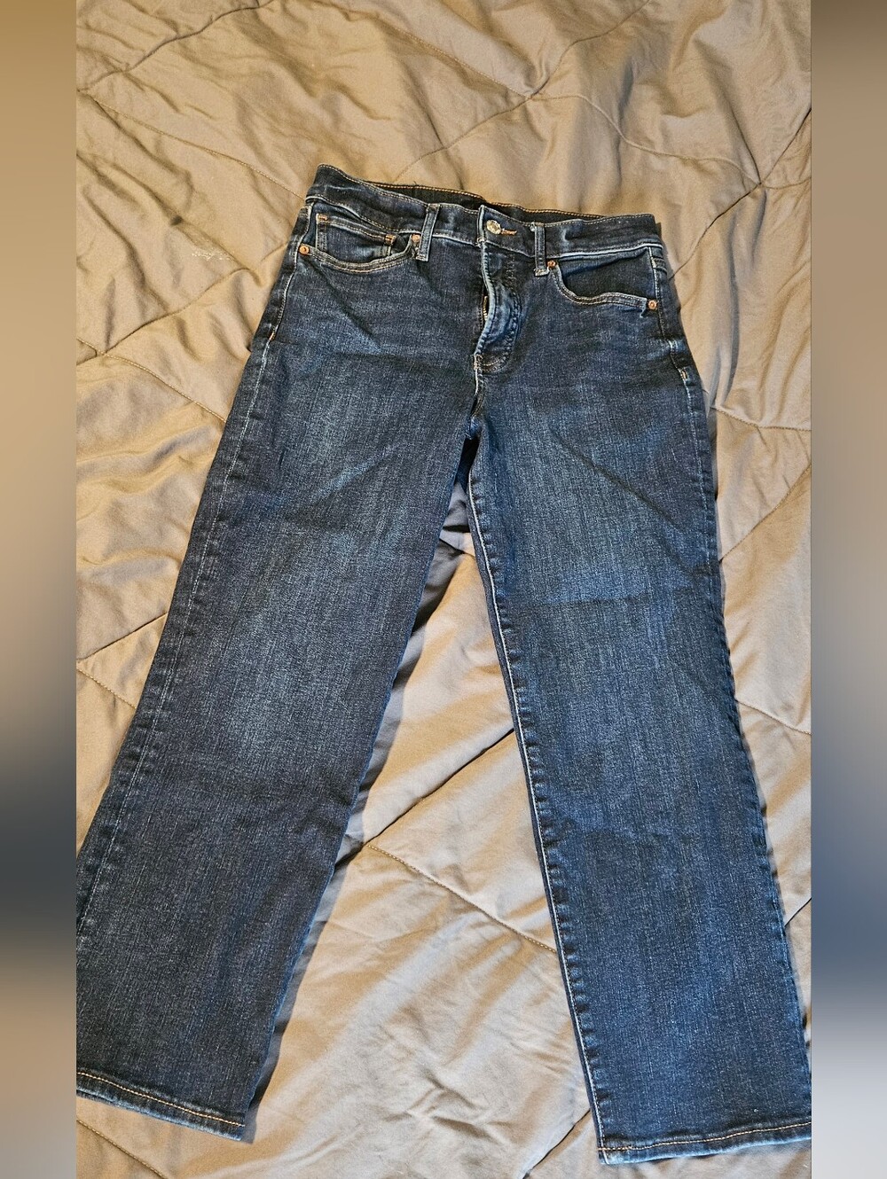 Express Women's Dark Blue Straight Ankle High Rise Jeans In Size 6 Short